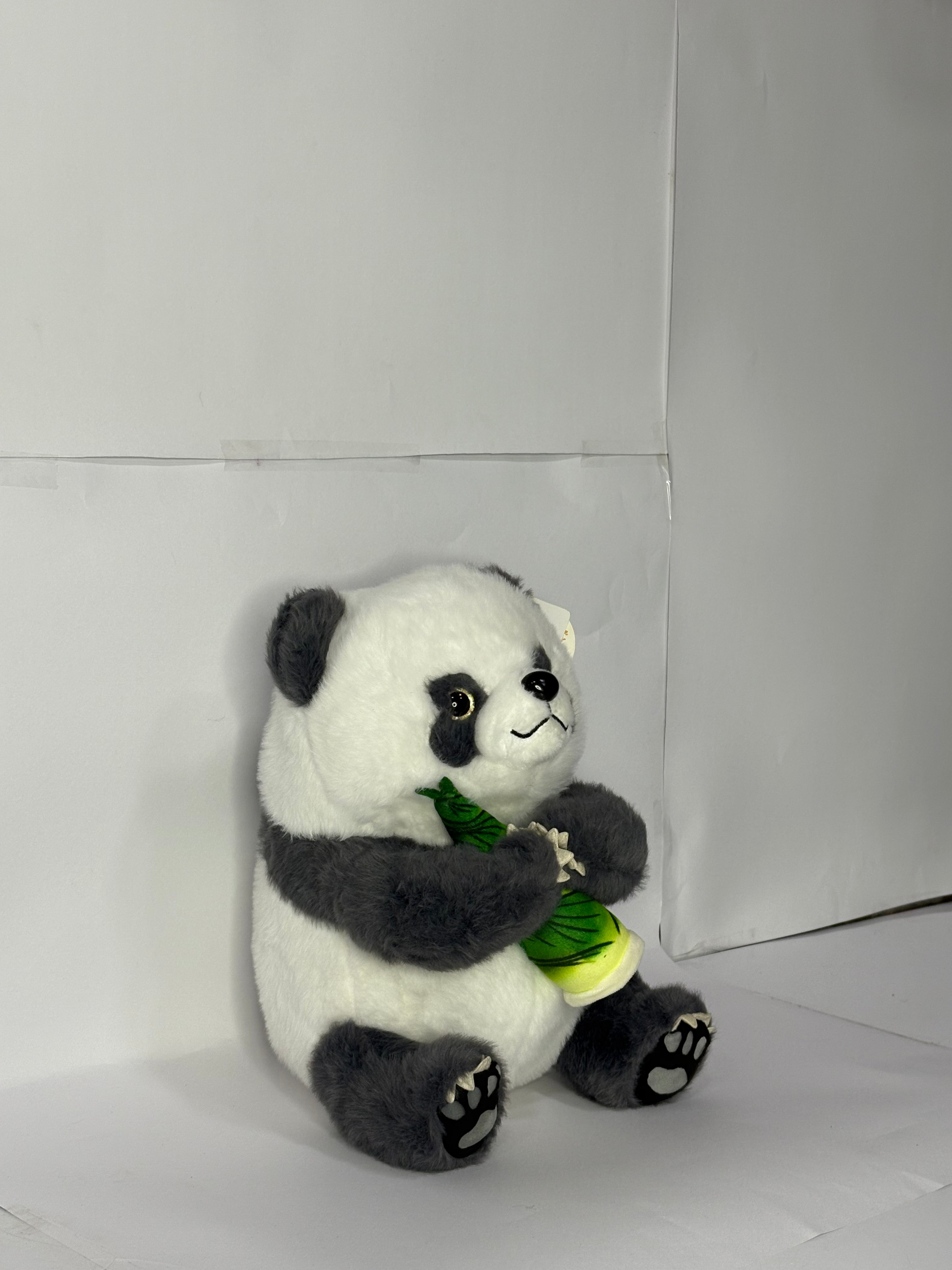 Snugtail - Munchu The Bamboo Panda