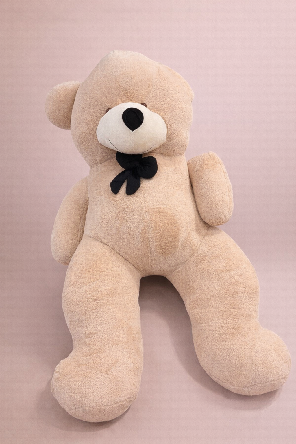Beige teddy bear 