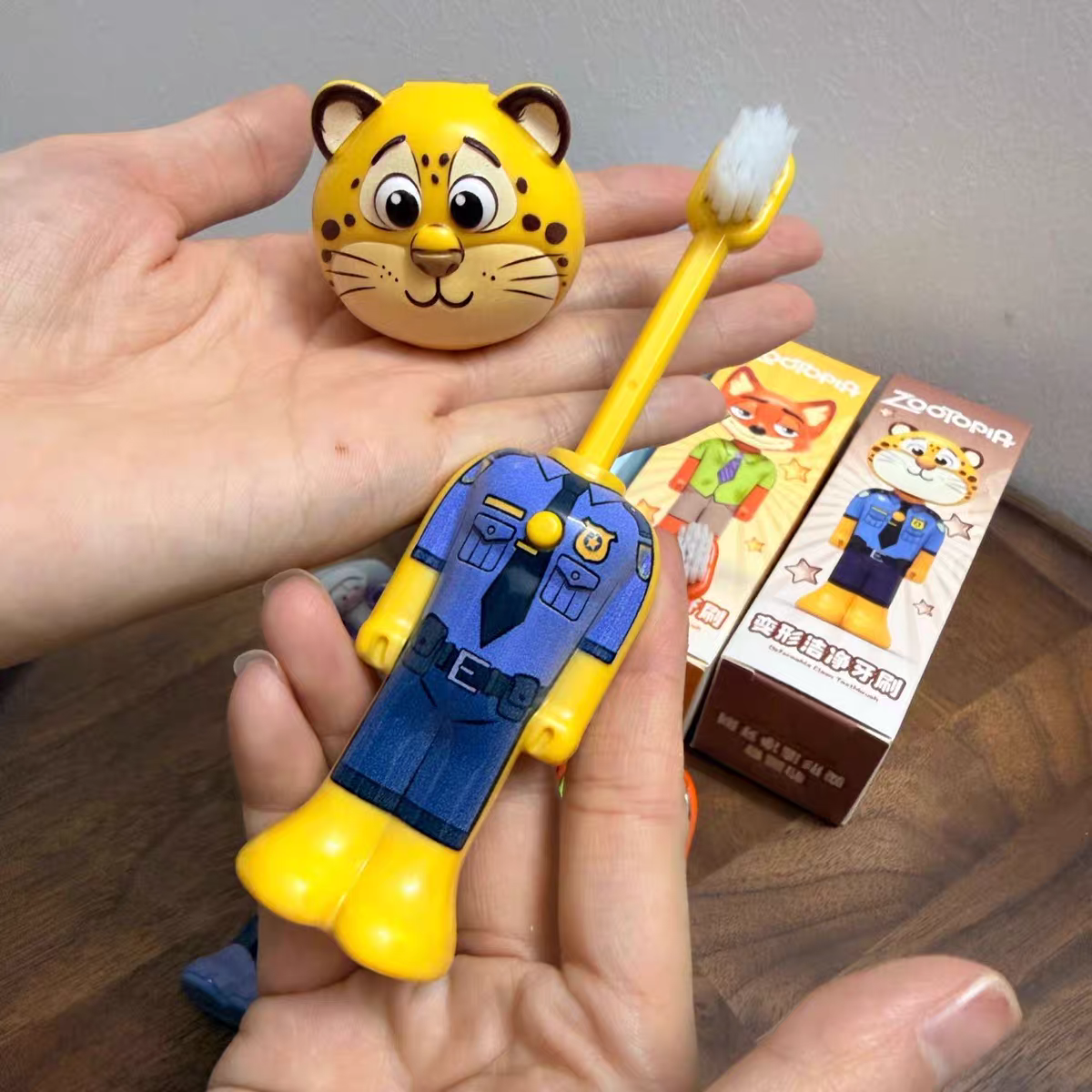 Portable Cartoon Toothbrush Holder Toy for Kids | Hygienic Travel Brush Case